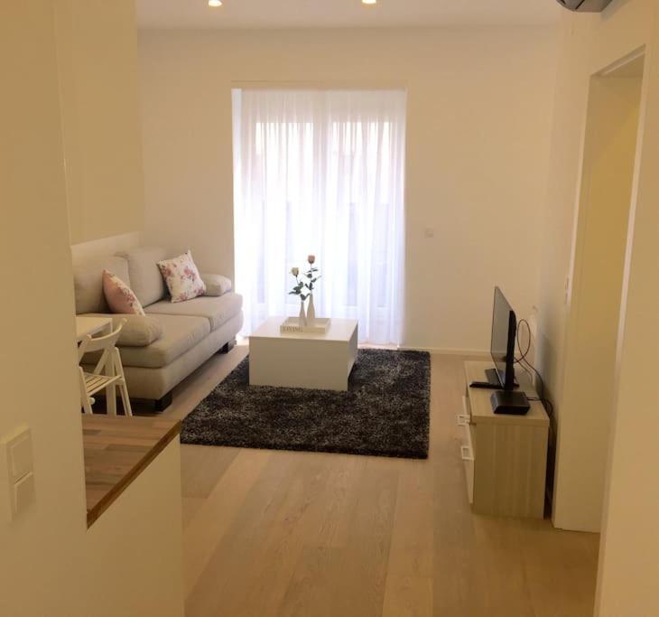 Apartment New - 10 Min Downtown Wien